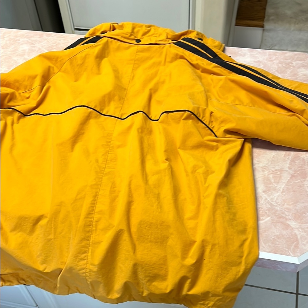 North Bay Yellow Jacket View 5